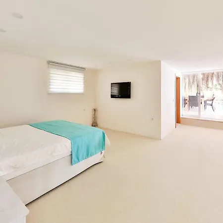 Luxury 2 Bed With Infinity Pool & Sea Views * Kaş
