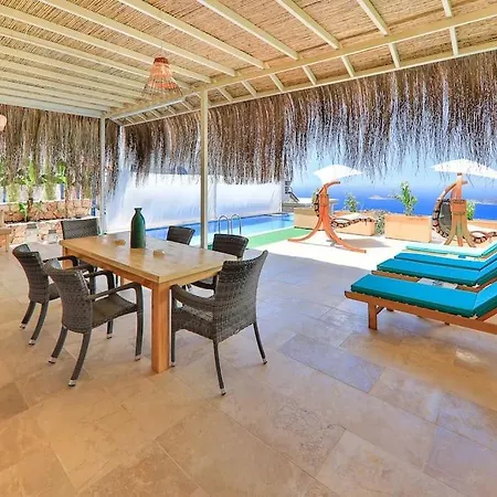 Luxury 2 Bed With Infinity Pool & Sea Views Kaş